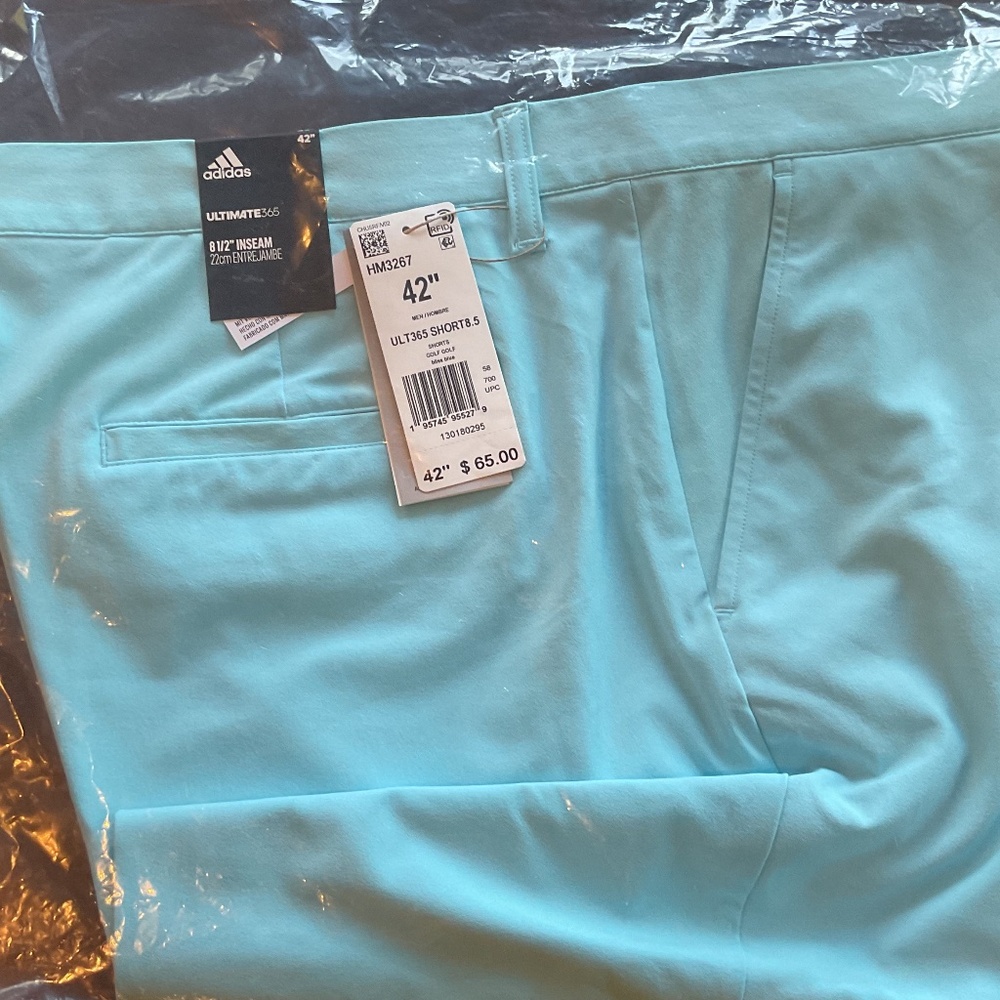 Men’s adidas 42” waist, 8.5” long ultra 365 golf shorts